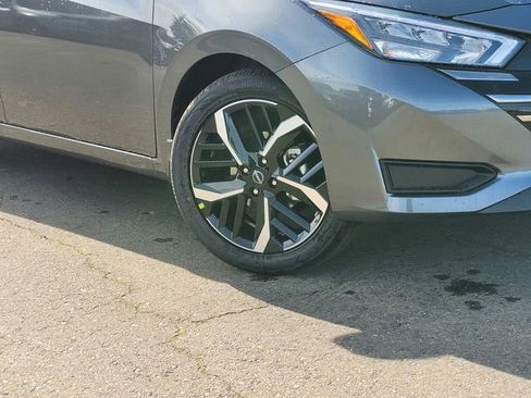 New 2025 Nissan Versa SR w/ Trunk Package image 2