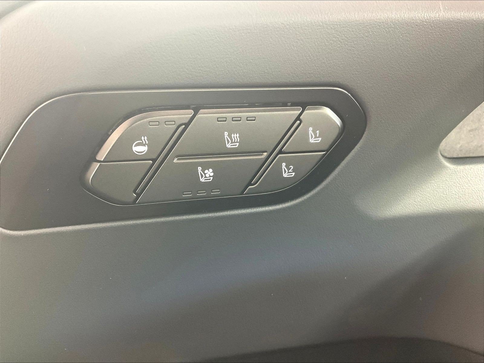 New 2027 Kia Telluride SX X-Line AWD/4WD image 24