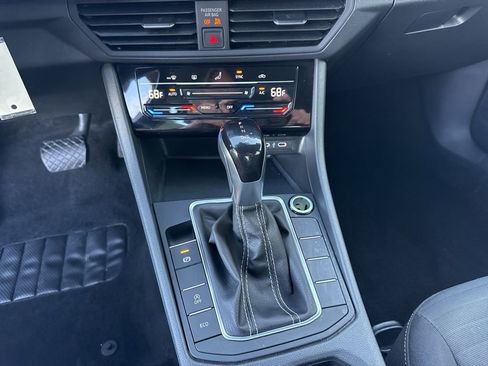 Certified 2025 Volkswagen Jetta S image 21