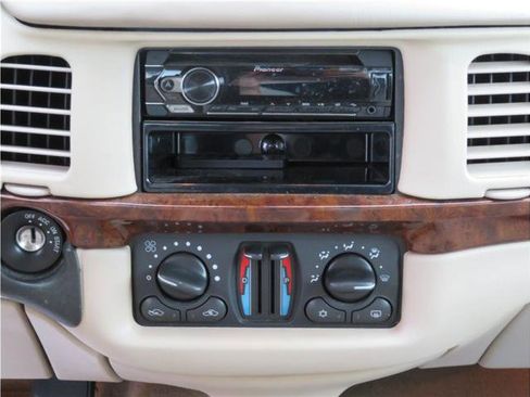 Used 2004 Chevrolet Impala w/ Preferred Equipment Group image 6