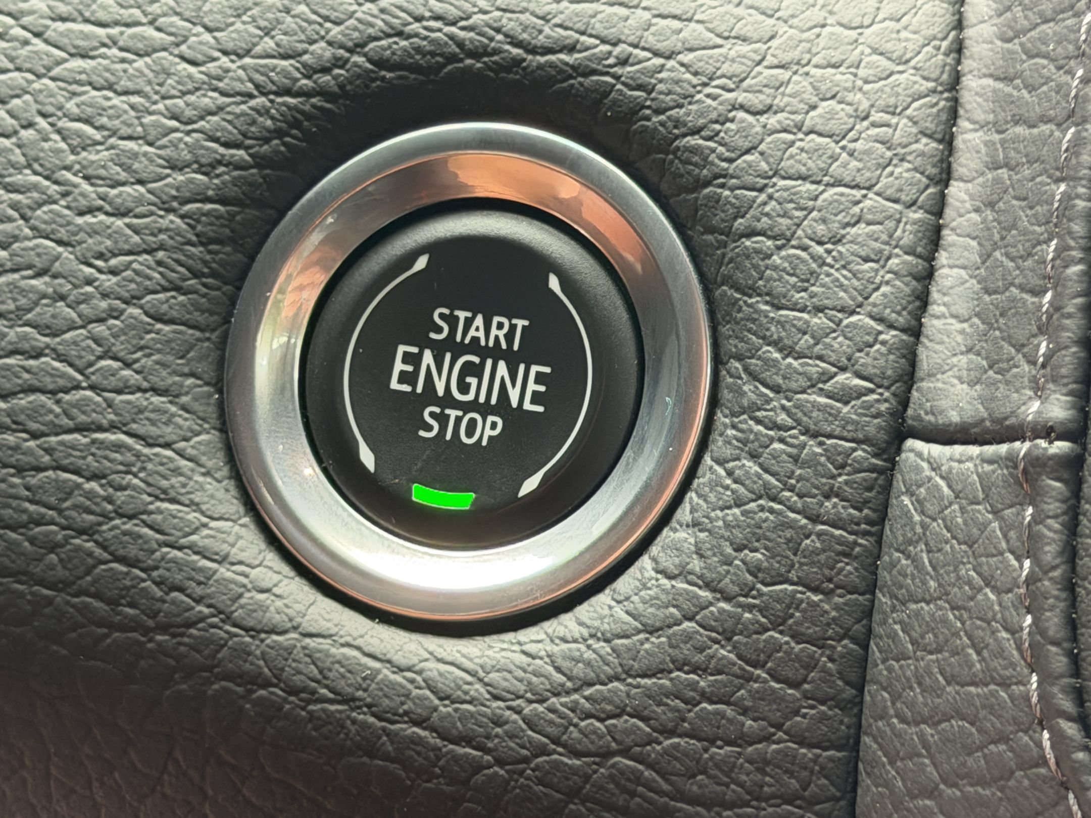 Used 2024 GMC Yukon Denali AWD/4WD image 19