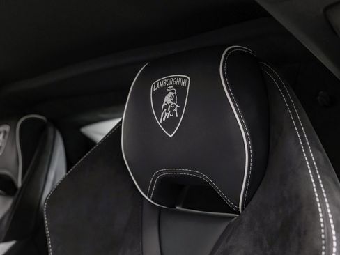 Used 2023 Lamborghini Huracan Tecnica image 51