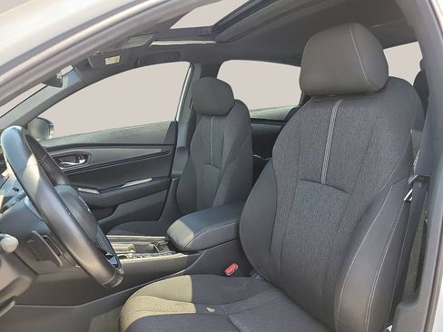 Used 2023 Honda Accord Sport image 11