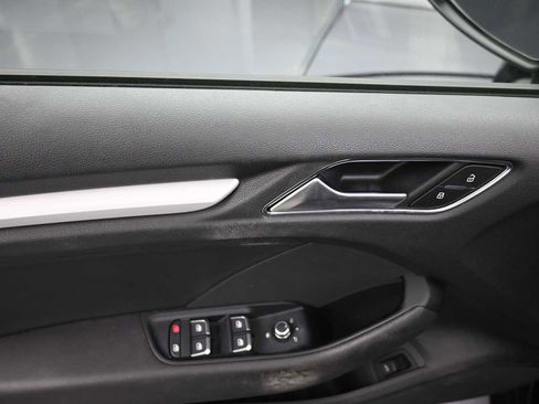 Used 2018 Audi A3 2.0T Premium image 16