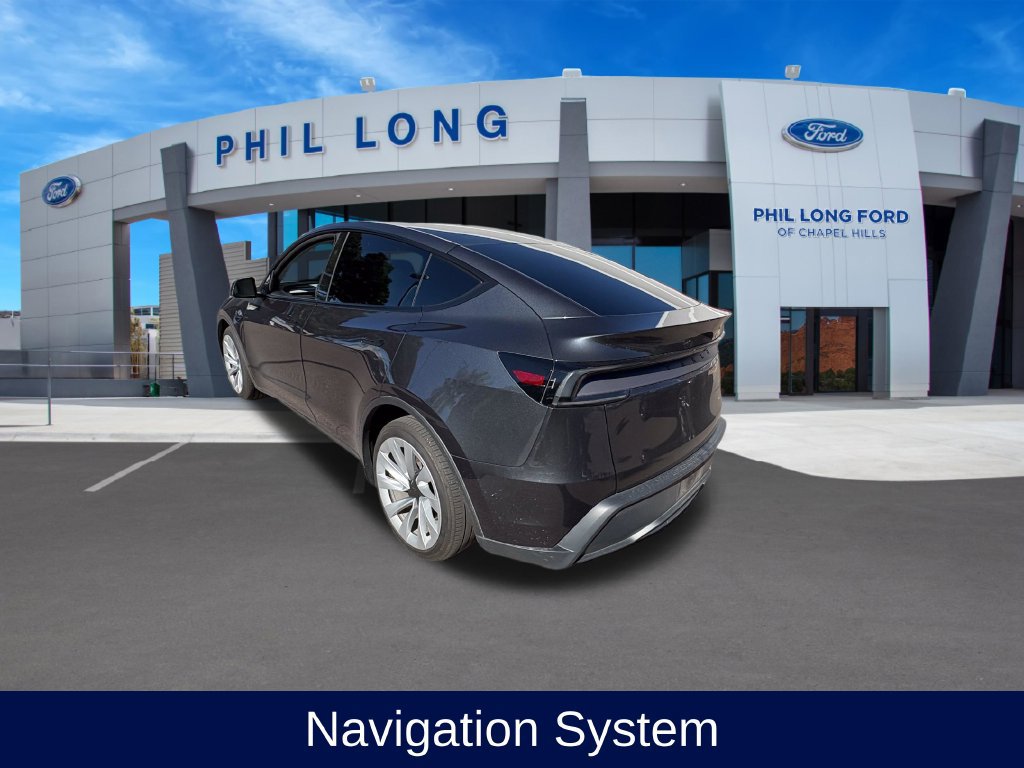 Used 2026 Tesla Model Y Long Range AWD/4WD image 3