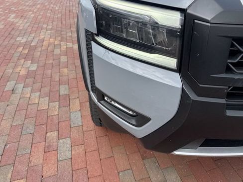Used 2026 Nissan Frontier Pro-X w/ Pro-X Convenience Package RWD image 21