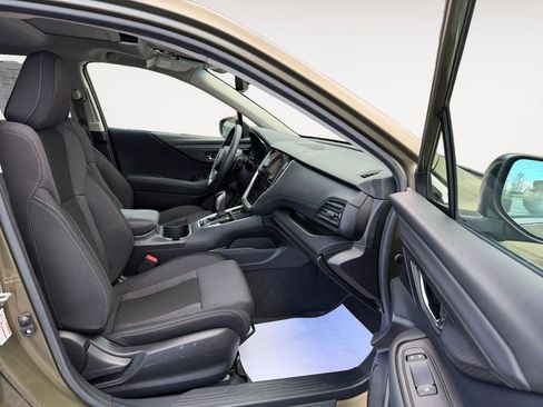 Used 2020 Subaru Outback Premium image 29