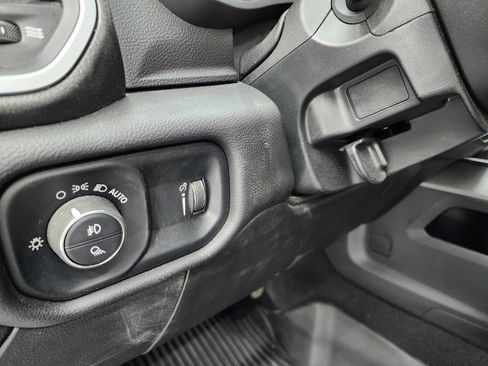 Used 2023 RAM 2500 Big Horn w/ Night Edition image 42