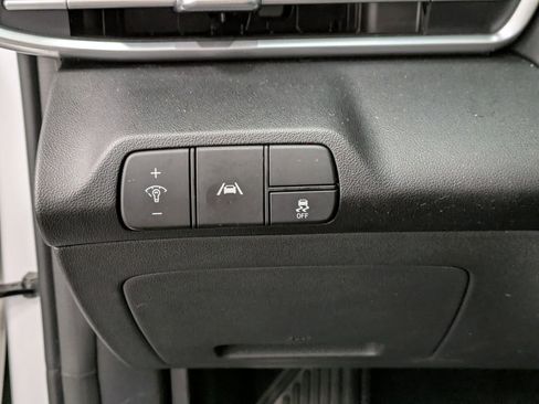 Certified 2021 Hyundai Elantra SEL w/ Convenience + Premium Package FWD image 20