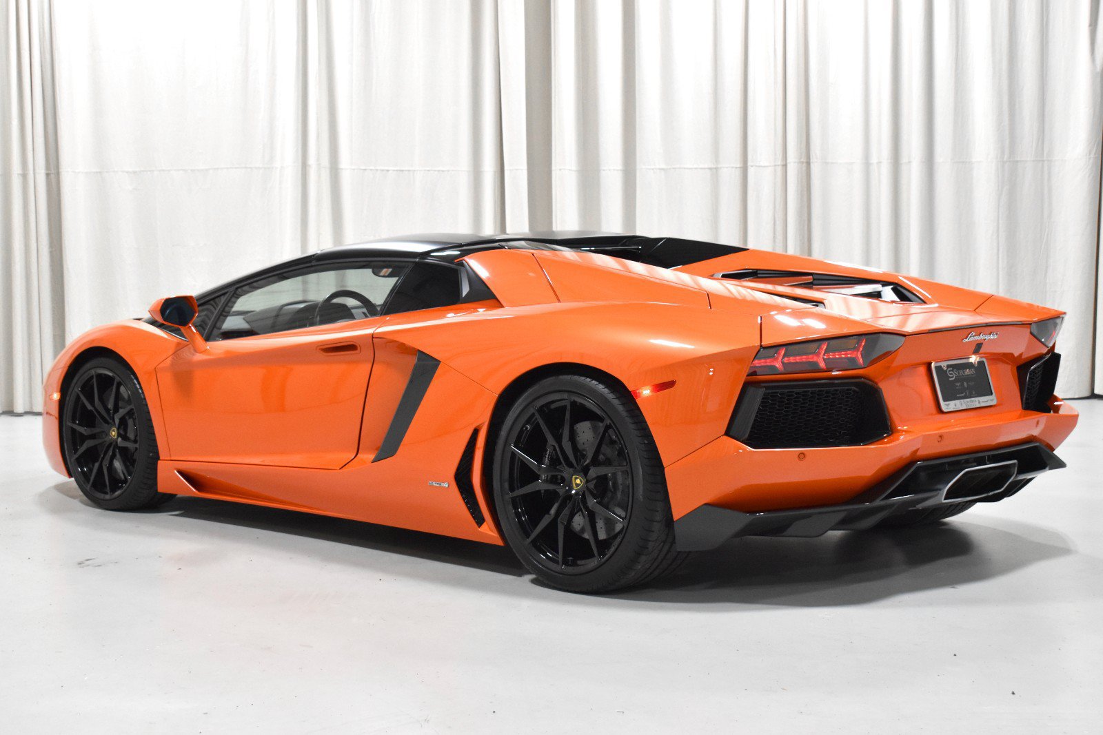 Used 2015 Lamborghini Aventador LP 700-4 AWD/4WD image 8
