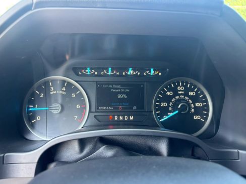 Used 2019 Ford F150 XLT w/ Equipment Group 302A Luxury AWD/4WD image 14