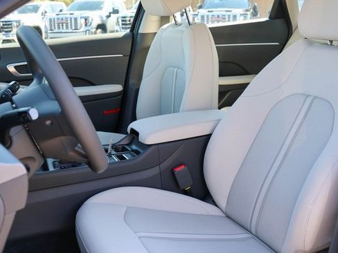 New 2026 Hyundai Sonata SE image 7