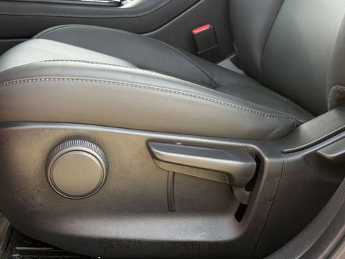 Used 2025 MAZDA CX-30 AWD 2.5 S w/ Select Sport Pkg image 28