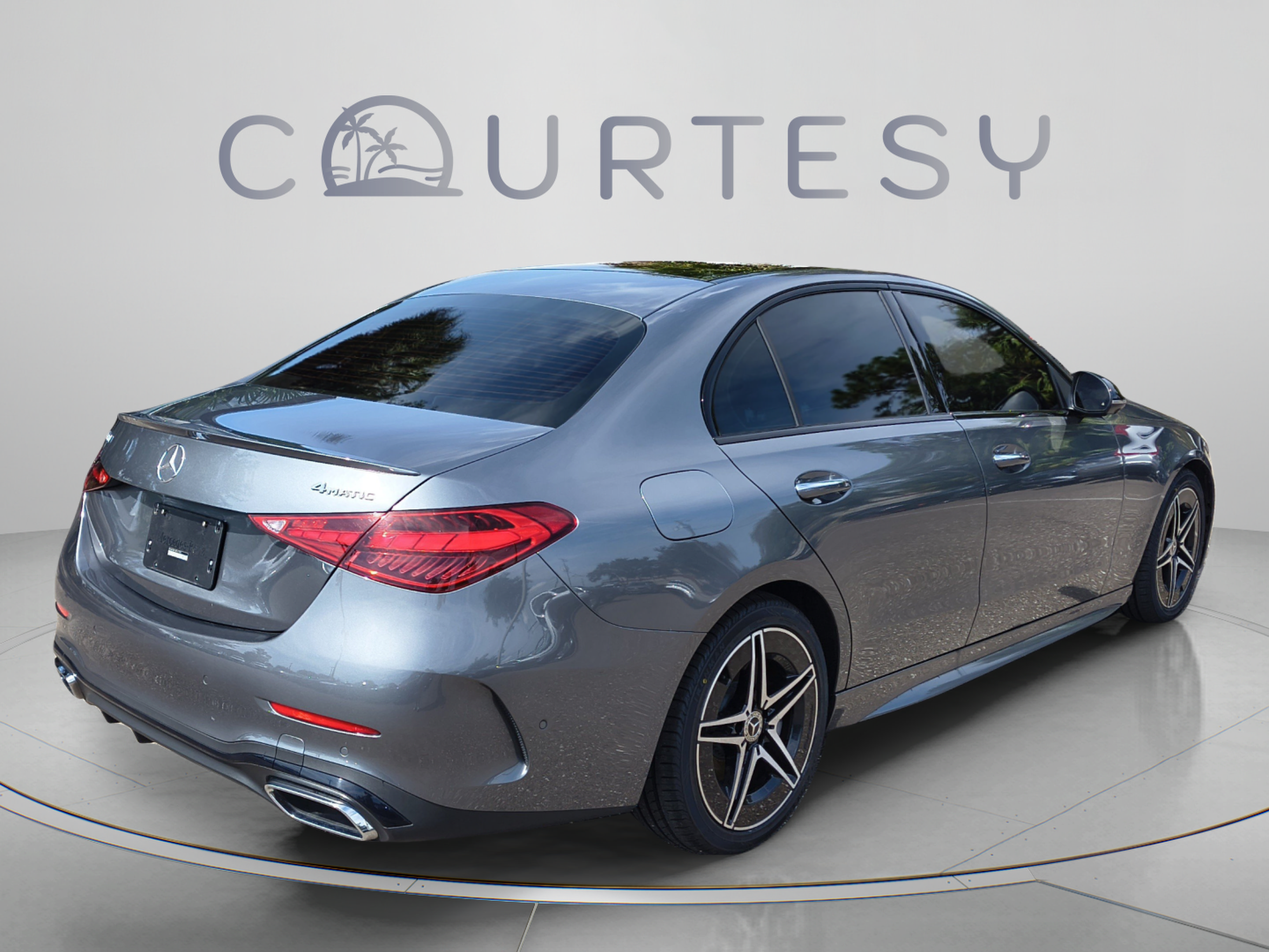 Used 2024 Mercedes-Benz C 300 4MATIC Sedan image 5