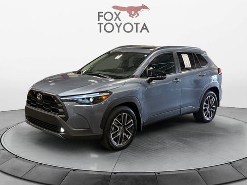 Used 2026 Toyota Corolla Cross XLE w/ Convenience Package FWD image 1