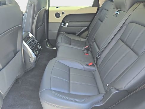 Certified 2021 Land Rover Range Rover Sport HSE Silver Edition image 17