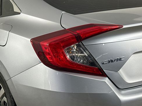 Used 2018 Honda Civic LX image 36