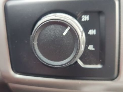 Used 2022 Ford F350 King Ranch w/ FX4 Off-Road Package image 26