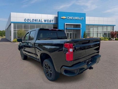 Used 2026 Chevrolet Silverado 1500 LT Trail Boss w/ LT Trail Boss Premium Package AWD/4WD image 3