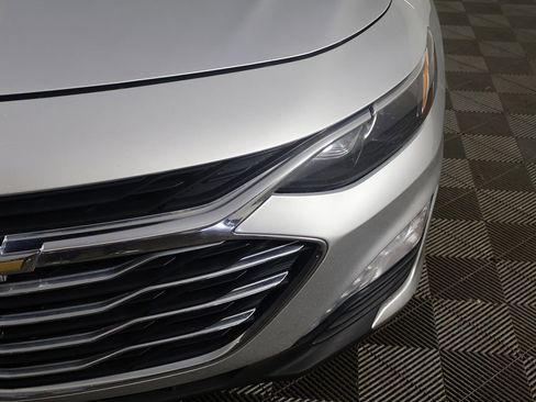 Used 2021 Chevrolet Malibu LT image 11