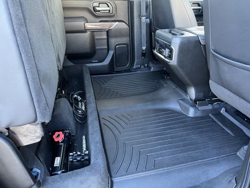 Used 2022 Chevrolet Silverado 3500 LTZ w/ LTZ Convenience Package AWD/4WD image 22