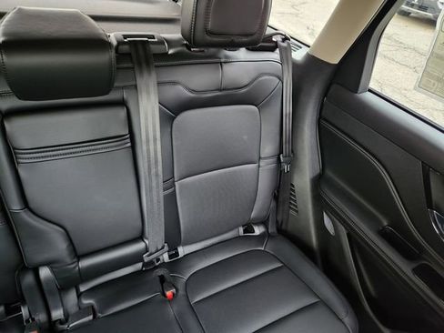 New 2026 Lincoln Corsair Premiere image 14