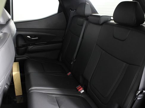 Certified 2026 Hyundai Santa Cruz SEL FWD image 20