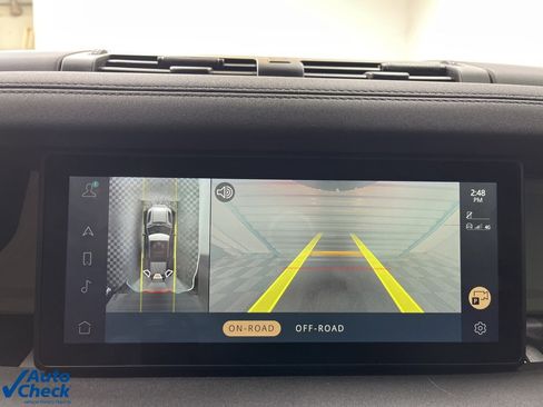 Used 2023 Land Rover Defender 110 X-Dynamic SE image 18