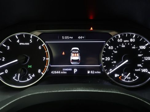 Used 2024 Nissan Rogue SV image 11