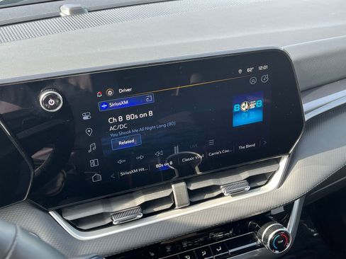 Used 2025 Chevrolet Equinox LT image 21