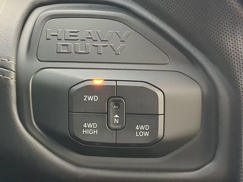 New 2026 RAM 2500 Limited AWD/4WD image 29