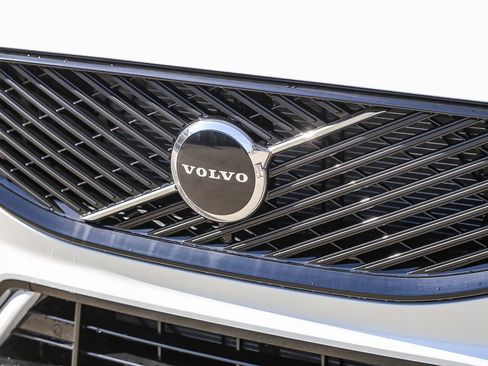 New 2026 Volvo XC60 B5 Core image 5