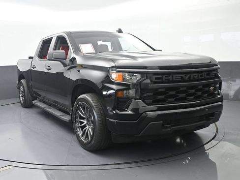 Used 2022 Chevrolet Silverado 1500 Custom RWD image 9