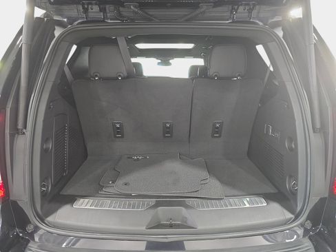 Used 2024 GMC Yukon Denali RWD image 13