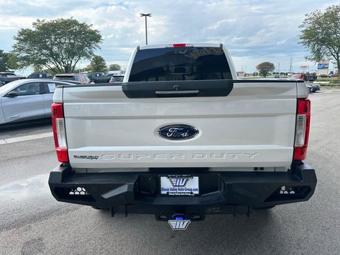 Used 2018 Ford F350 Lariat w/ Lariat Ultimate Package AWD/4WD image 6
