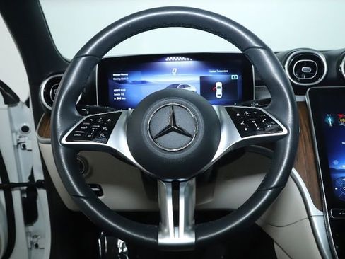 Used 2023 Mercedes-Benz C 300 4MATIC Sedan image 31