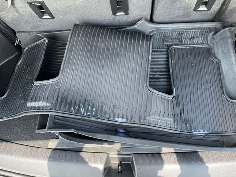 Used 2025 GMC Acadia AT4 w/ LPO, Floor Liner Package AWD/4WD image 37
