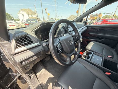 Used 2025 Honda Odyssey Sport-L image 10