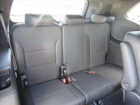 New 2026 Buick Enclave Preferred w/ Power Package FWD image 30