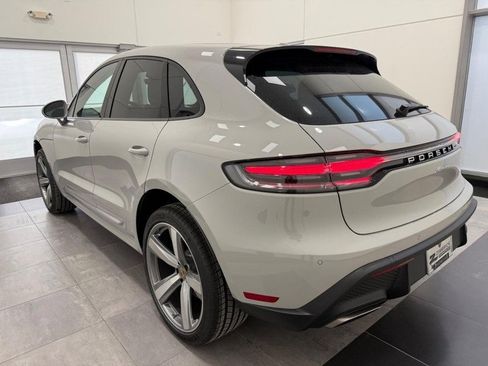New 2026 Porsche Macan image 3