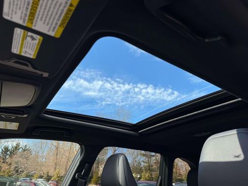 Certified 2025 Subaru Forester Limited AWD/4WD image 19