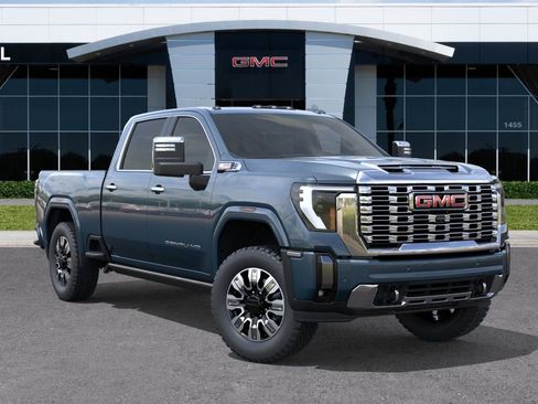 New 2026 GMC Sierra 2500 Denali w/ Denali Reserve Package AWD/4WD image 7