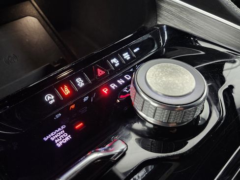 Used 2023 Jeep Wagoneer Series II image 13