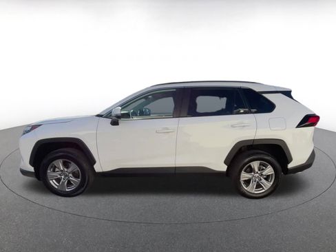 Used 2025 Toyota RAV4 XLE image 14