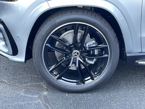 New 2026 Mercedes-Benz GLS 450 GLS 450 4MATIC SUV image 16