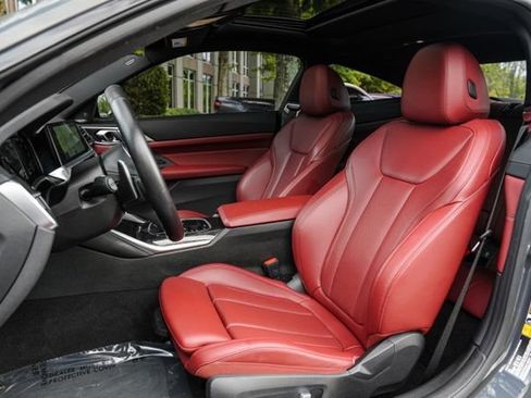 Used 2022 BMW M440i Coupe RWD image 38