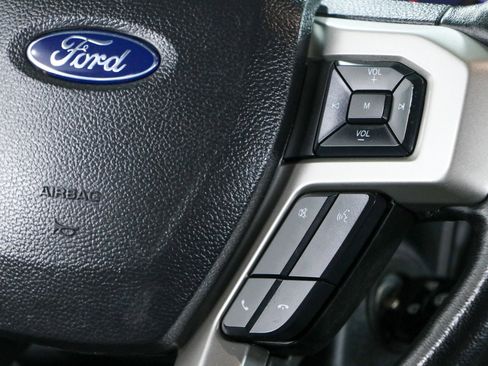Used 2022 Ford F250 Lariat w/ Lariat Value Package AWD/4WD image 15