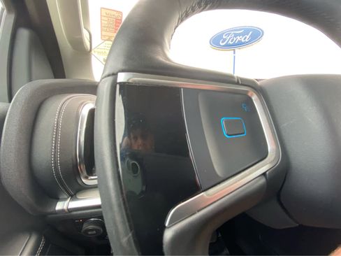 Used 2025 Ford Expedition Platinum AWD/4WD image 31