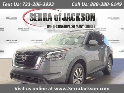 Used 2025 Nissan Pathfinder SL