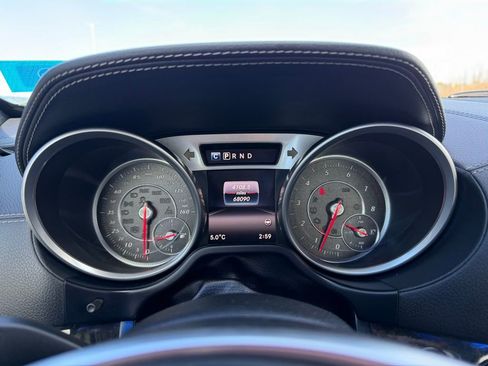 Used 2017 Mercedes-Benz SL 550 image 33